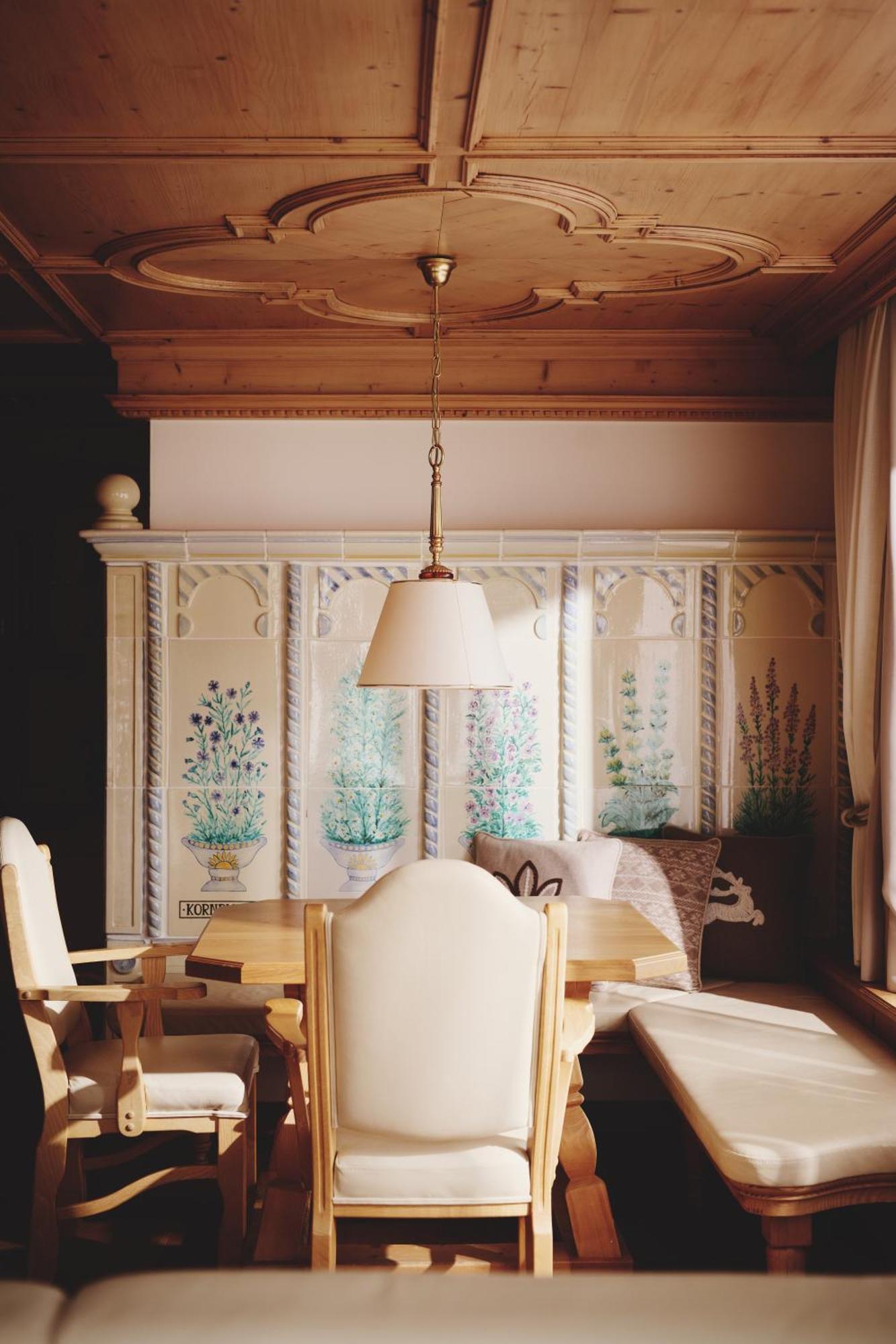 Burg Hotel Oberlech Екстер'єр фото